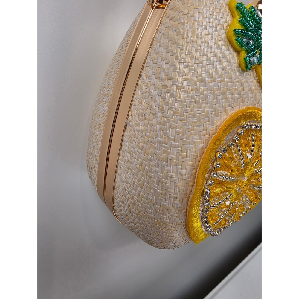 Haute Hippie Beaded Fruit Straw Clutch Crossbody Bamboo Handle Bag Natural NEW - Picture 4 of 13